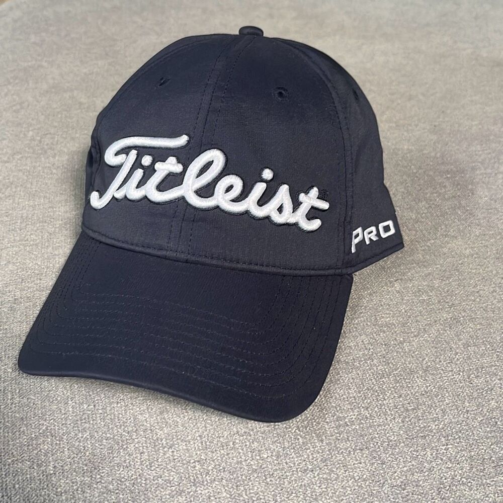 Titleist FJ ProV Adjustable Golf Hat Cap One Size